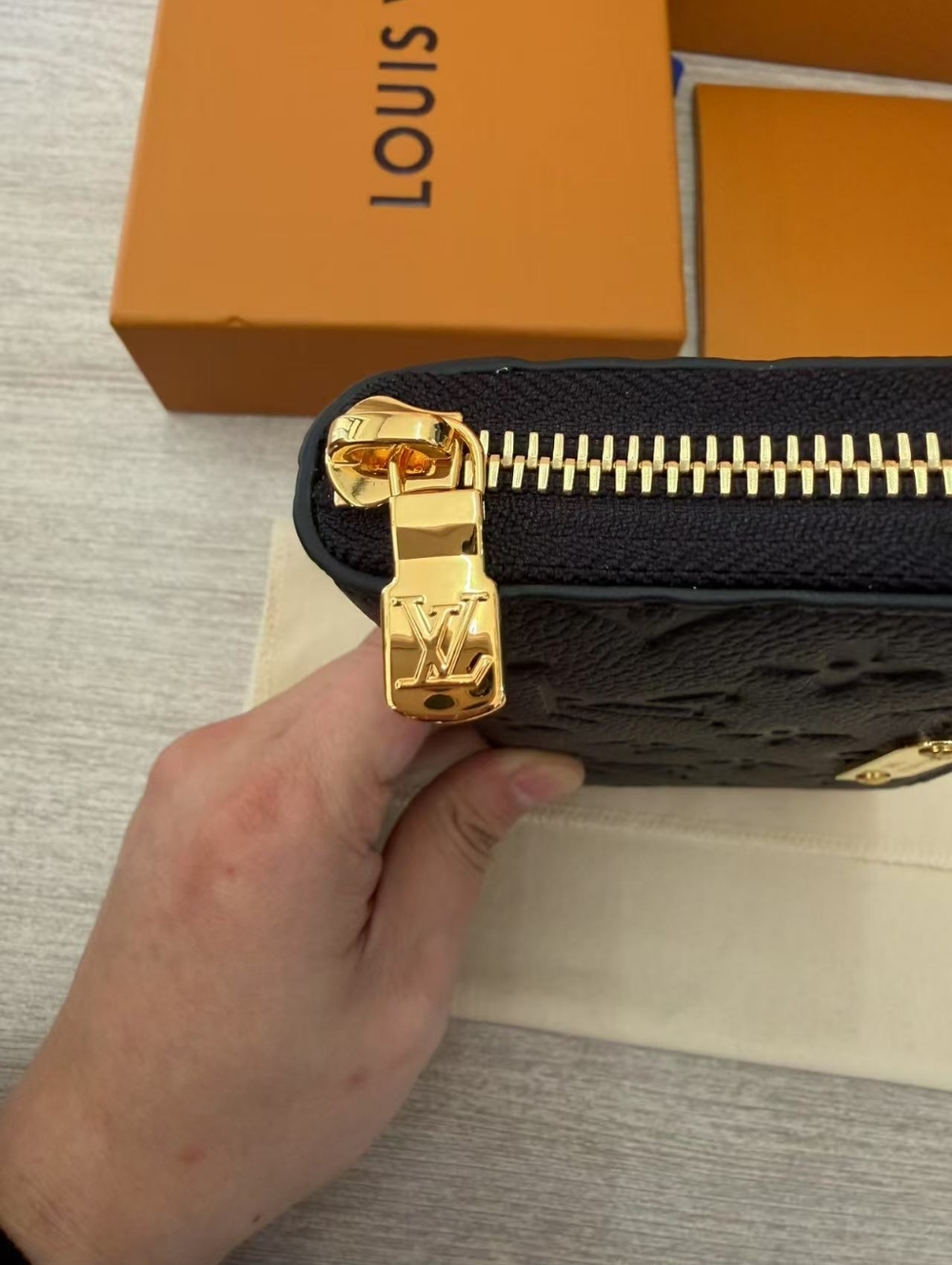 Louis Vuitton Margot Wallet - Picture 5 of 16